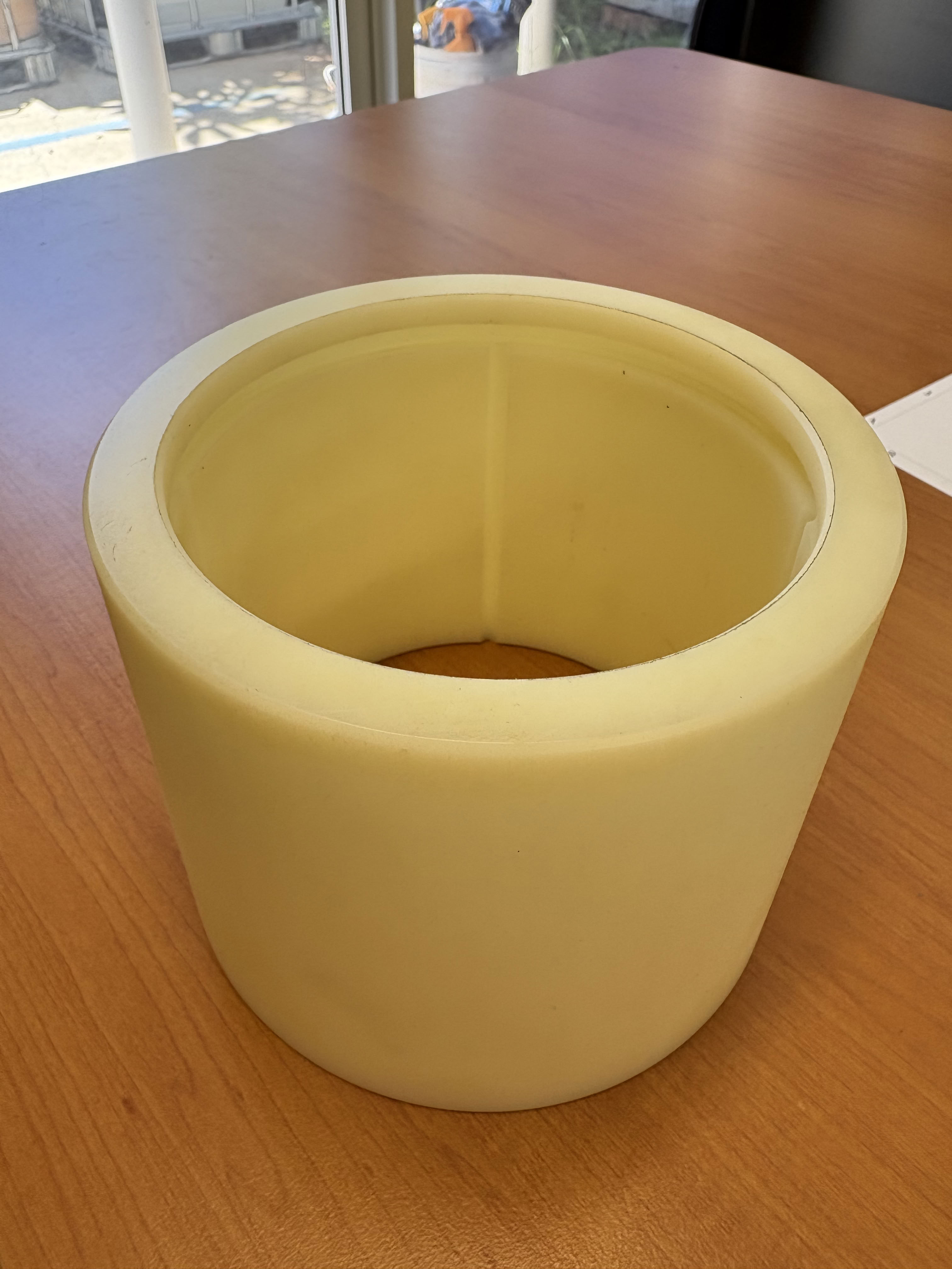 EE035 Nylon Rocker Axle Bush