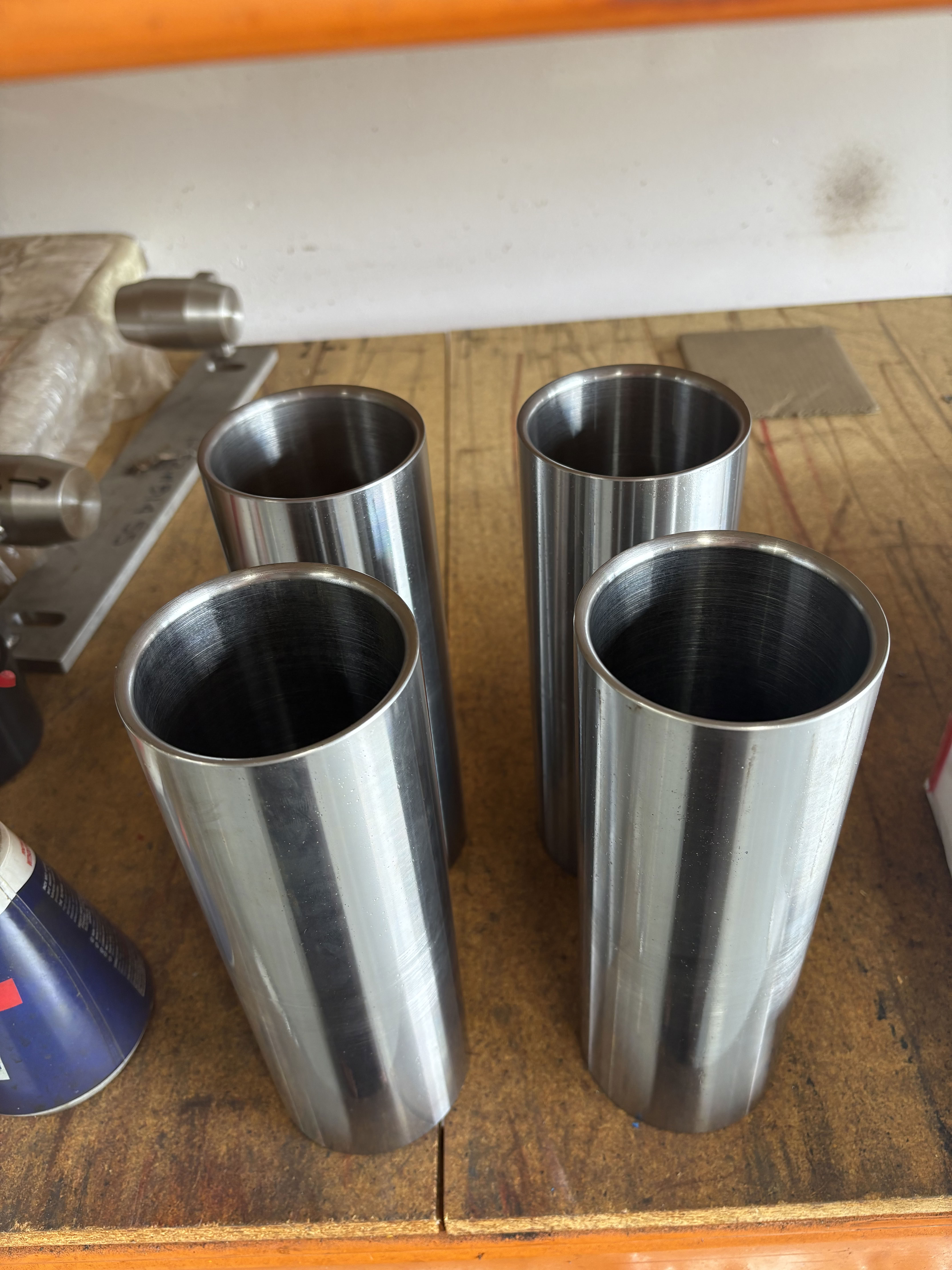 EE039 Axle Shaft Sleeve